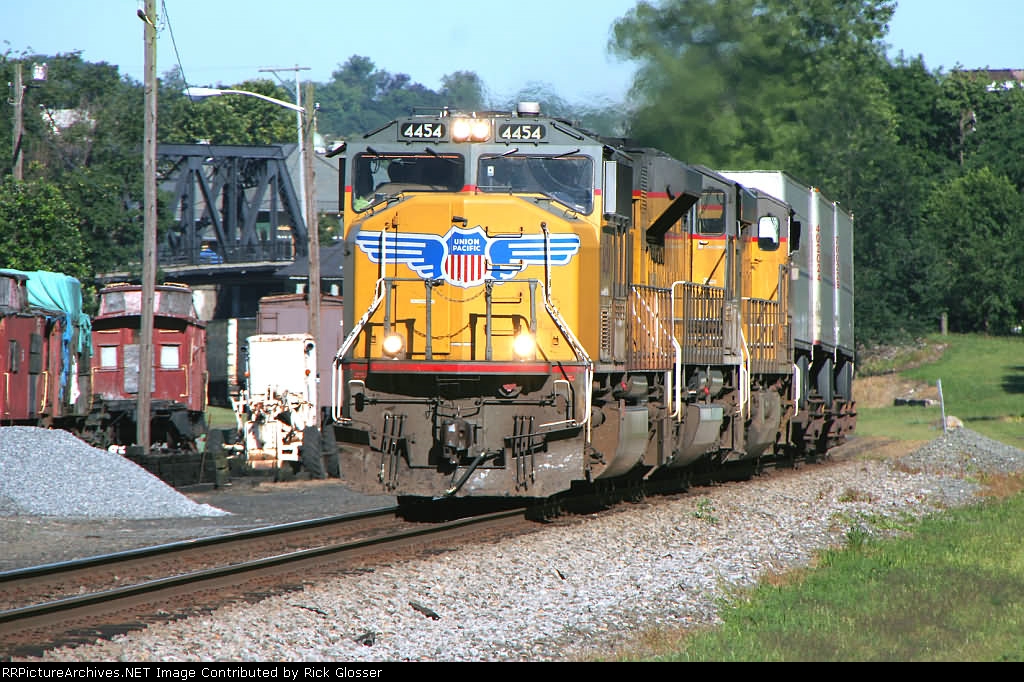 NS 212 With All-Union Pacific Power @ 0826 hrs